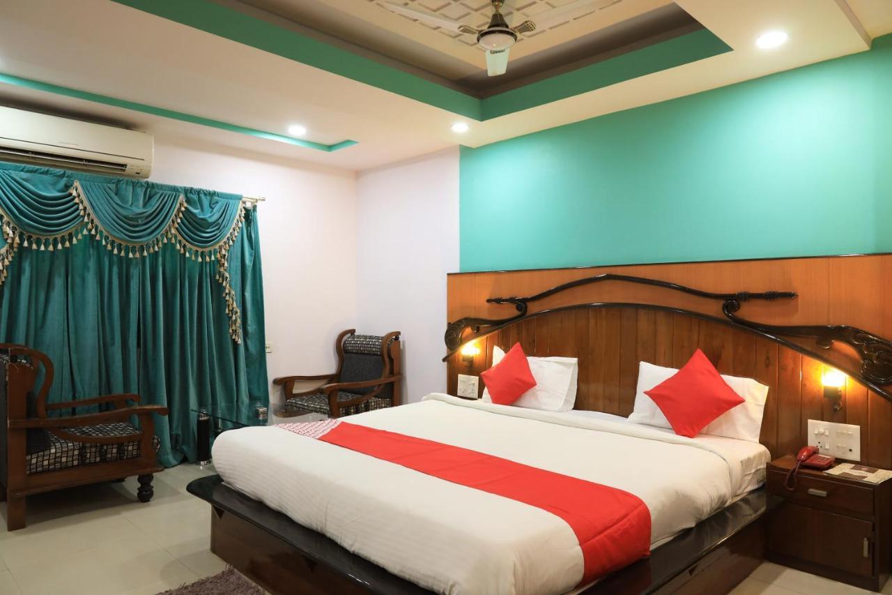 Oyo Flagship 77764 Hotel Rahul Ganeshpeth Colony Nagpur Exterior photo