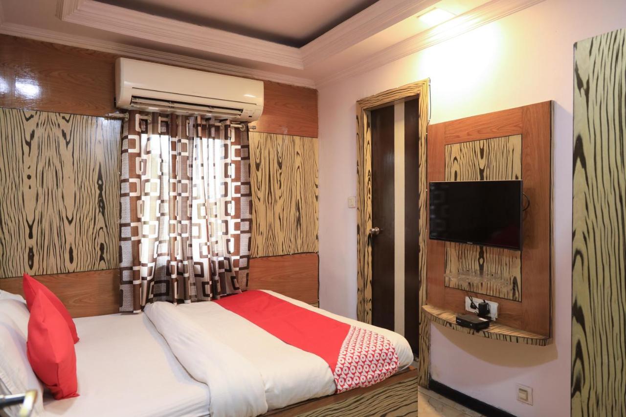Oyo Flagship 77764 Hotel Rahul Ganeshpeth Colony Nagpur Exterior photo